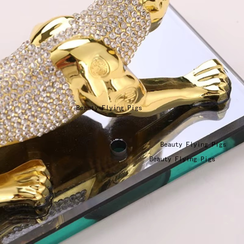 Dekorative Leopard-Skulptur aus Zinklegierung in Gold für Auto und Zuhause - Bild 2