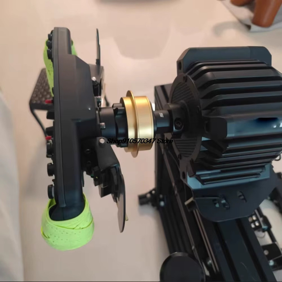 Fanatec CNC Metall Quick Release QR2 Pro Adapter für Racing Simulator Lenkräder in Gold - Bild 3