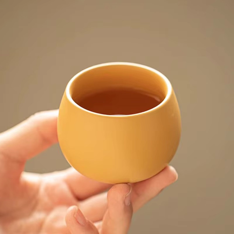 Handgefertigte gelbe Zisha Luohan Teetasse aus Yixing Ton für die traditionelle Gongfu-Teezeremonie von PDQ - Bild 2
