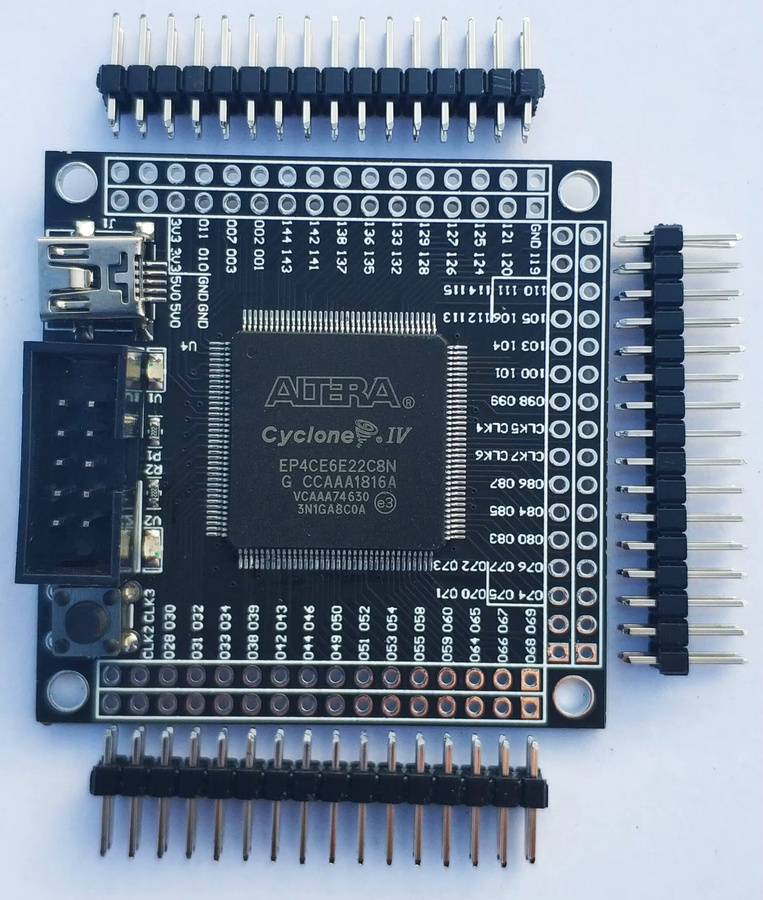 Altera Cyclone IV FPGA Entwicklungsboard EP4CE6E22 EP4CE10E22 EP4CE22E22 in Schwarz - Bild 1