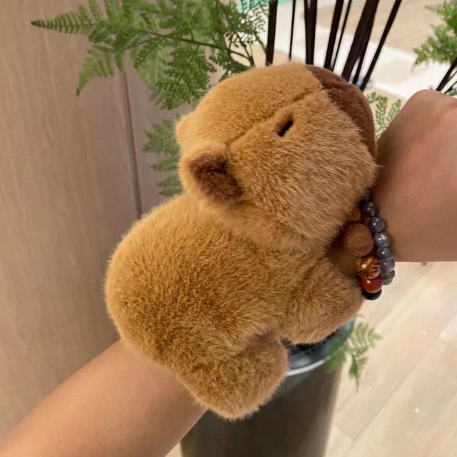 Kidsly Tierarmband Capybara, Plüsch, ab 14 Jahre - Bild 1