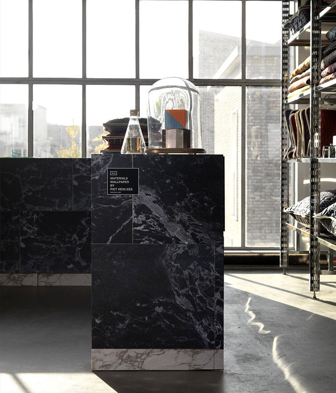 NLXL Tapete Black Marble Abstract Mural in Schwarz und Grau aus Vlies - Bild 3