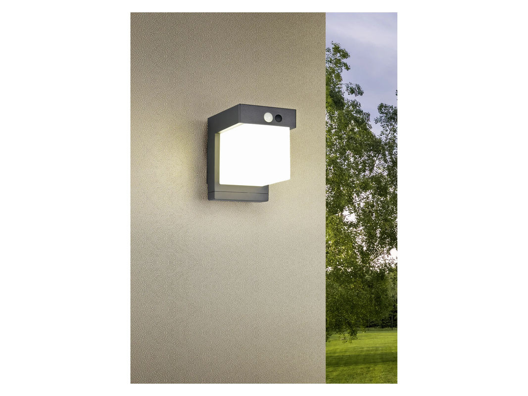 REALITY LEUCHTEN Colombo LED Hybrid Solar Außenwandleuchte in Schwarz Matt mit Bewegungsmelder und Dämmerungssensor - Bild 2