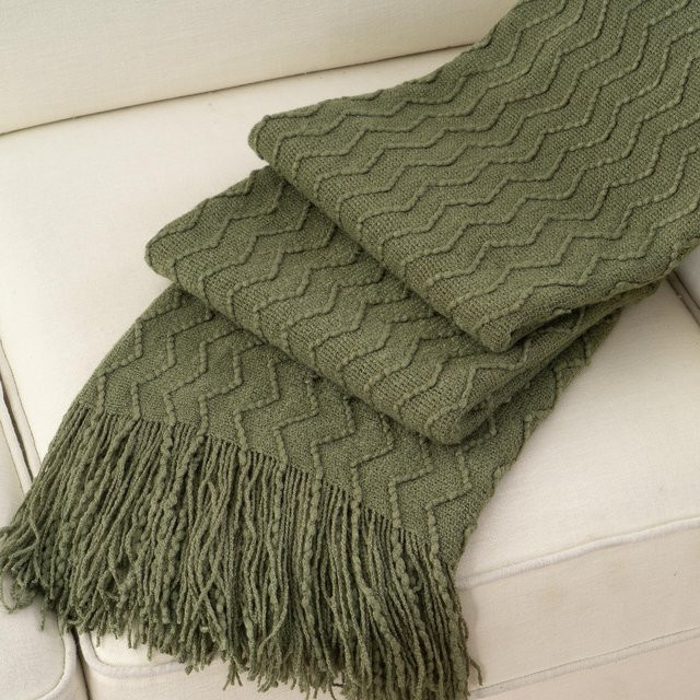 Battilo Grüne Strickdecke mit Quasten, karierte Sofadecke für das Bett, B/B/H: 152 x 127 x 1 cm - Bild 1