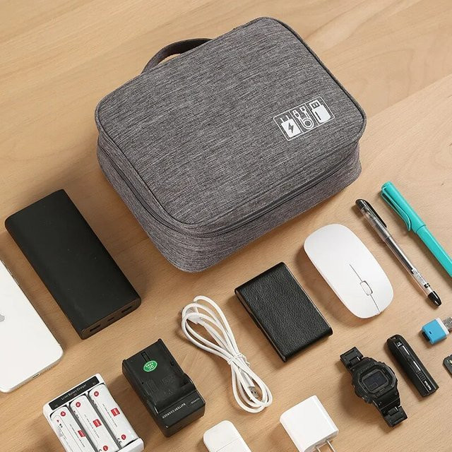 Multifunktionale digitale Reisetasche mit großer Kapazität und USB-Aufbewahrung für Powerbank und Datenkabel in Schwarz und Grau - Bild 1
