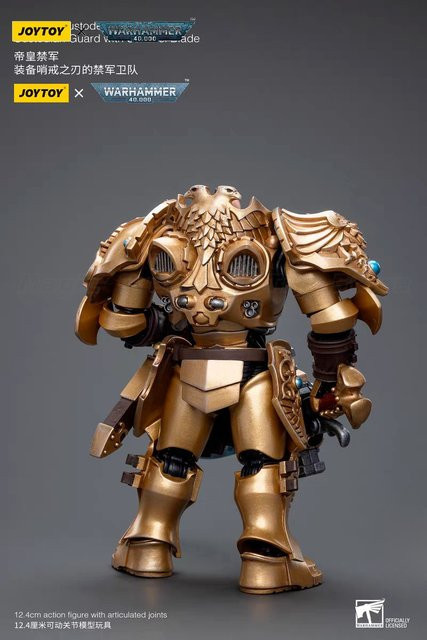 JOYTOY Warhammer 40K Adeptus Custodian Guard mit Sentinel Blade, Actionfigur, 1/18, 18+ - Bild 1