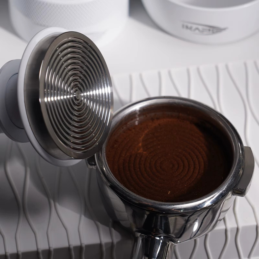 IKAPE Espresso Normcore Tamper aus Edelstahl mit kalibrierter Feder in Silber oder Weiß - Bild 4