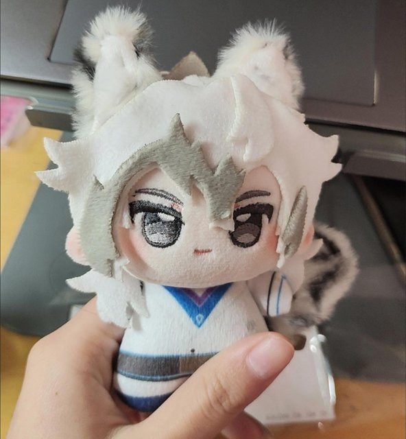 Yiran toy Anime Silverash The Reignfrost Plüschtier, 10cm, ab 14 Jahren - Bild 1