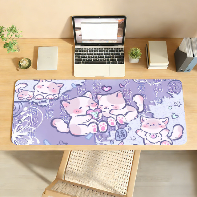 Großes XXL Mauspad Anime Niedliche Katze Segensbringer in Lila, rutschfeste Schreibtischunterlage für PC und Laptop - Bild 1