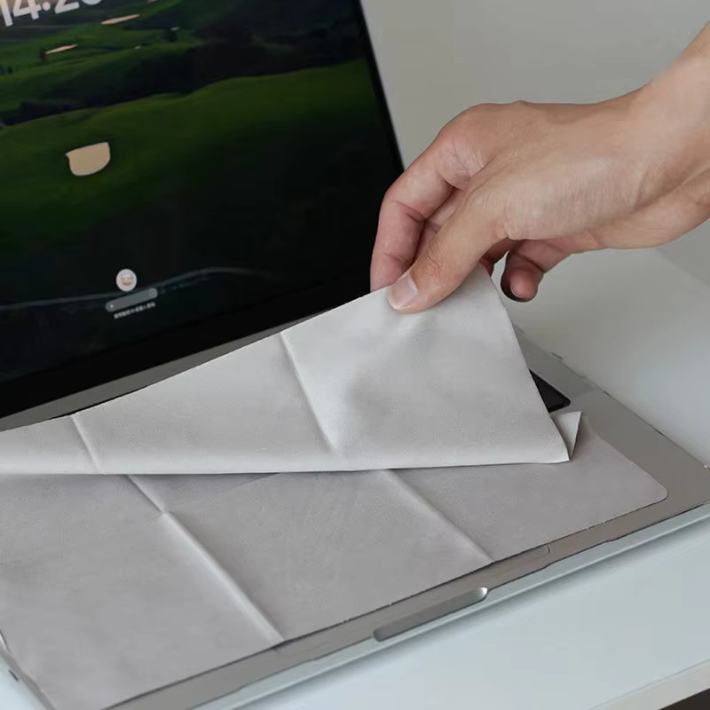 Apple Mikrofaser-Tastaturschutz für MacBook Pro 13 und 15 Zoll, ultradünnes und wasserdichtes Staubschutz-Tuch - Bild 3