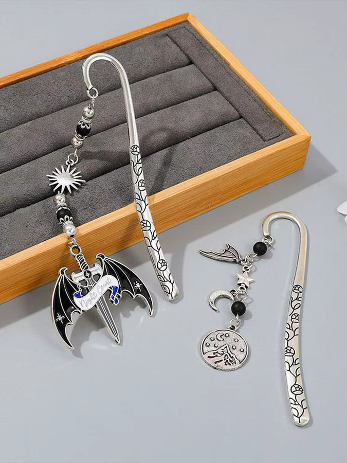 Gothic Lesezeichen Fledermausflügel aus Leder und Metall in Schwarz für Fantasy-Liebhaber - Bild 6