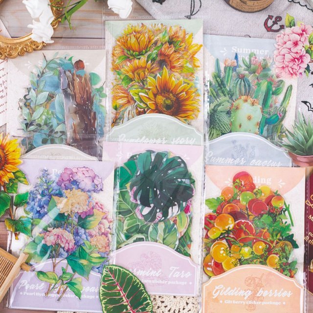 30-teiliges Aufkleber-Set mit tropischen Regenwaldpflanzen und exotischen Blumen in Grün und Multicolour für Papierhandwerk - Bild 1