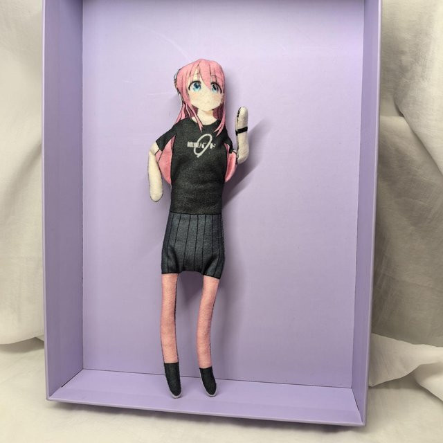 Yiran toy Bocchi The Rock! Hitori Gotoh Plüschpuppe, bewegliche Figur, 26cm, ab 14 Jahren - Bild 1