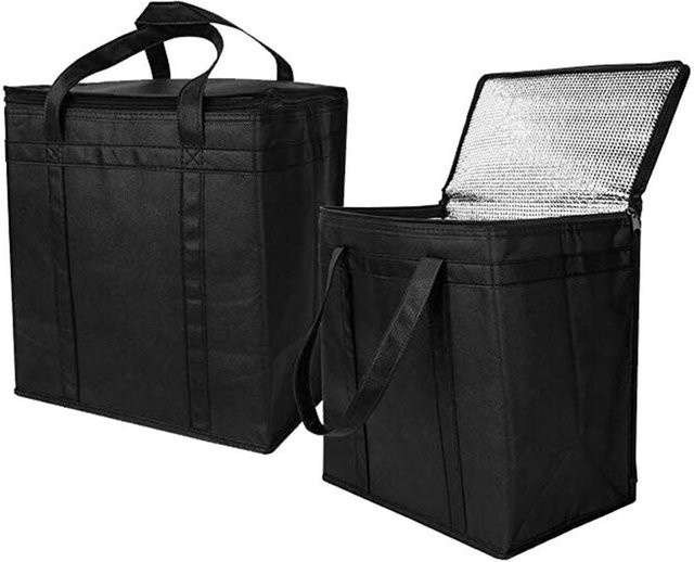 Isolierte Kühltasche in Schwarz mit 31 l Volumen für Camping, Picknick und Reisen, B/T/H: 35,5 x 33,0 x 20,5 cm - Bild 1
