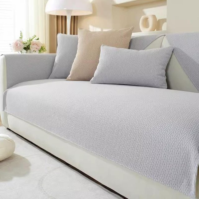 Universal Sofabezug aus Chenille in Grau, Anti-Katzenkratzer und Anti-Rutsch, 1 Stück, B/T/H: 70 x 70 x 70 cm - Bild 1