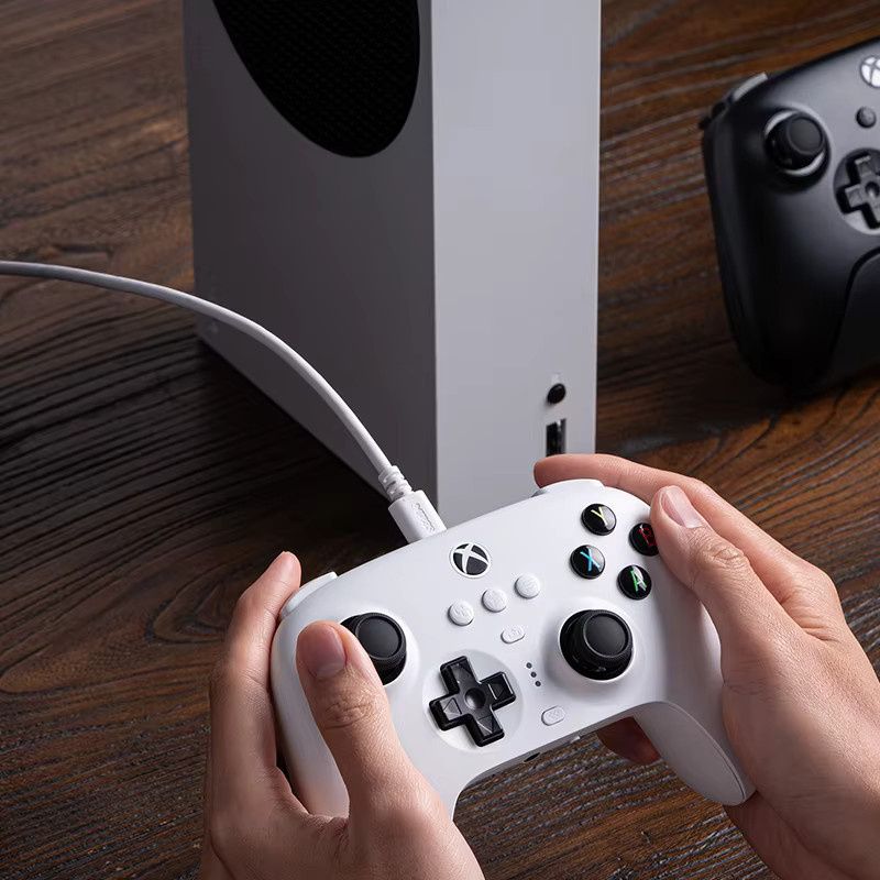 8BitDo Ultimate 3-Modus-Gaming-Controller für Xbox Series X | S, Xbox One, Windows und Android mit Hall-Effekt-Joysticks in Schwarz - Bild 4