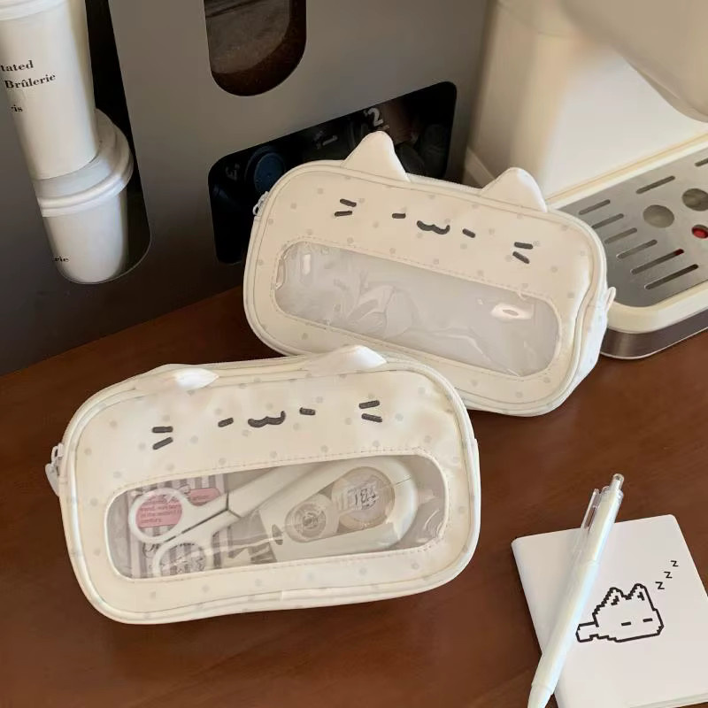 Schreibwarentasche mit Wellenpunkt-Kätzchen-Design und transparentem Fenster in Weiß - Bild 3