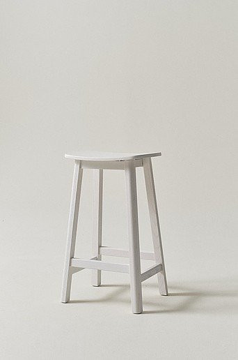 Jotex Barhocker SELENE in Weiß mit Eschenholz-Gestell, B/T/H: 32,0 x 41,3 x 66,3 cm - Bild 1