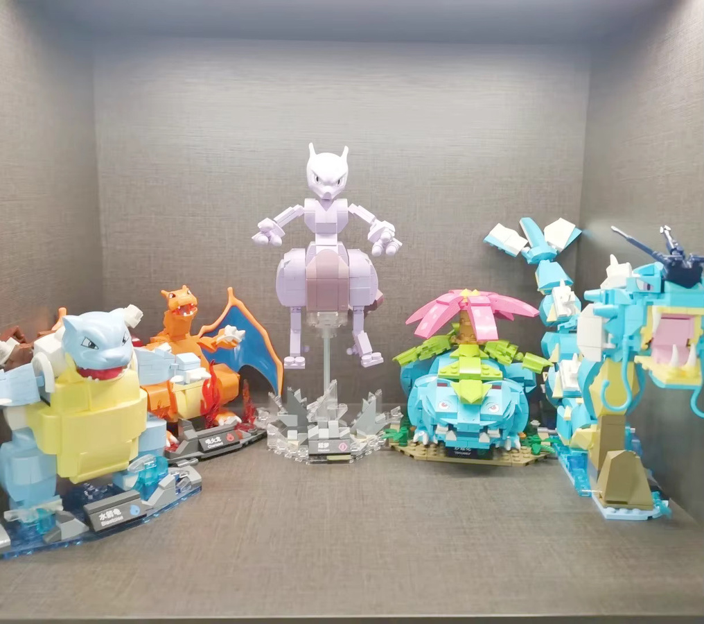 Keeppley Pokémon Mini-Brick Bausteine Set mit Charizard, Mewtwo und Venususaur Figuren in Mehrfarbig - Bild 2