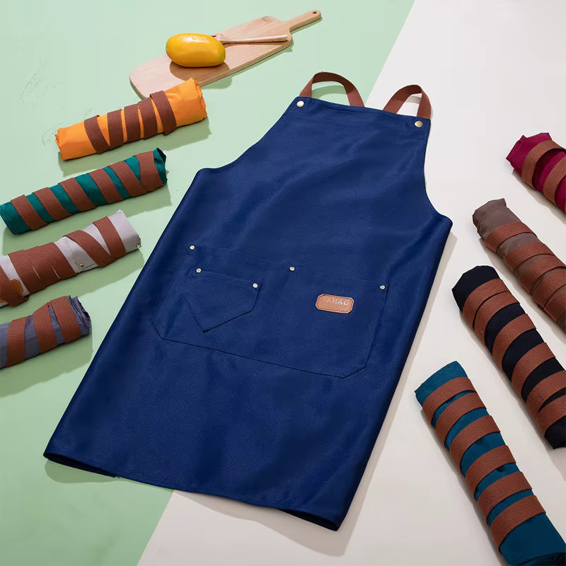 Personalisierte XMSJ Küchenschürze mit Stickerei-Logo in Beige, wasserdichte Latzschürze mit Bauchtasche für Erwachsene zum Kochen und Backen - Bild 3