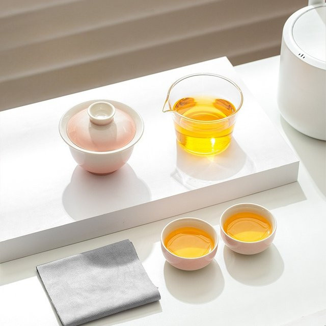 Keramik Reise-Tee-Set mit Pflanzenaschenglasur und Farbverlauf in Pink, tragbares Gongfu-Set mit Gaiwan, Wasserkocher und Tasche für Outdoor-Anwendungen - Bild 1
