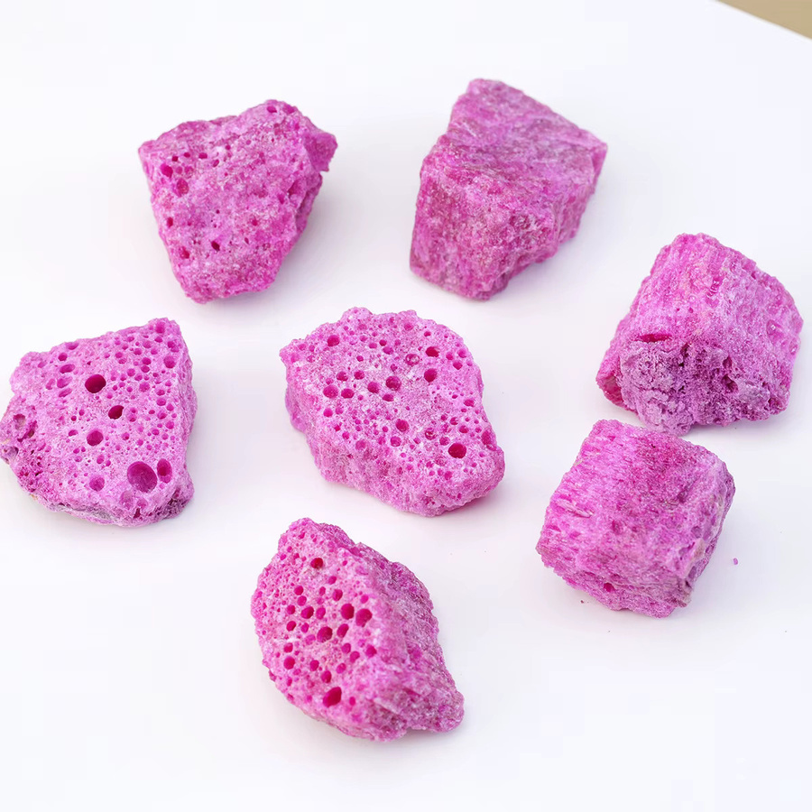 Runyangshi Natürlicher Roter Korund Kristall Rohstein in Rot und Pink als dekoratives Mineralien-Dekor - Bild 3