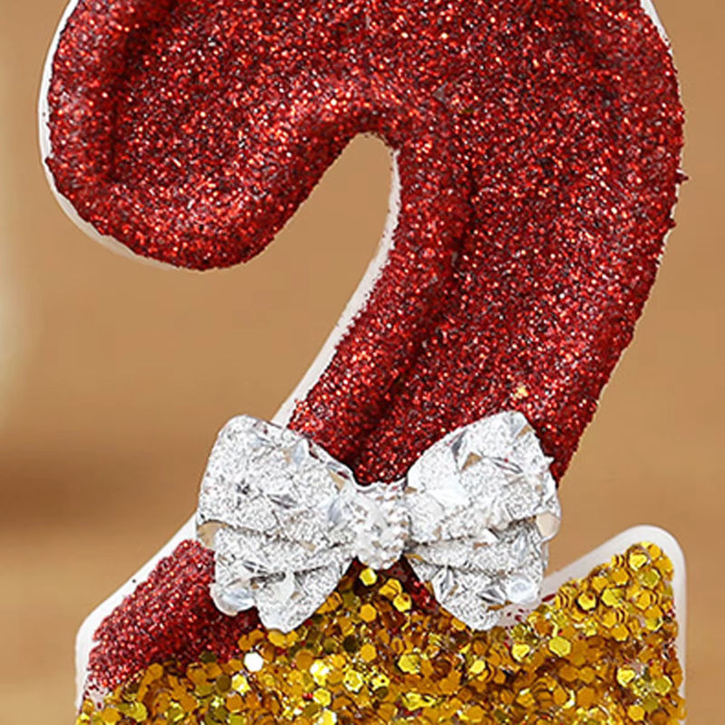 Handgefertigte Figurenkerze mit der Zahl 3 aus Wachs für Geburtstag und Hochzeit als Tortendekoration - Bild 1