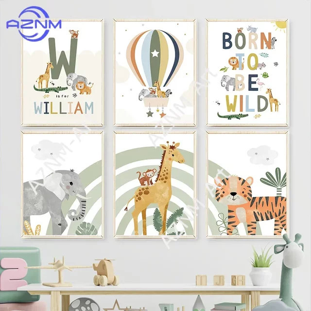 Potdemiel Personalisierte Safari-Wandkunst für das Kinderzimmer mit individuellem Namen, Born to be Wild Dschungeltier-Poster in Mehrfarbig - Bild 1