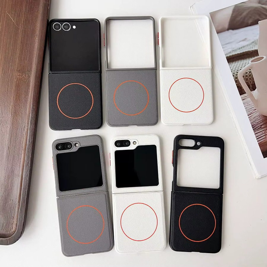 Minimalistische Litschi-Leder Schutzhülle für Samsung Galaxy Z Flip 7, 6 und 5 in Schwarz mit feinem Ring und magnetischer kabelloser Ladefunktion - Bild 2