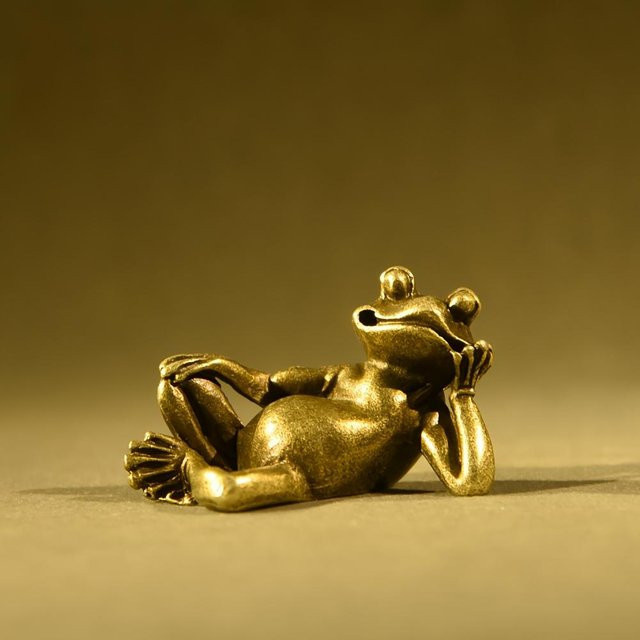 Antiker Frosch-Räucherstäbchenhalter aus Zinklegierung in Bronze und Gold von XYKK01 - Bild 1