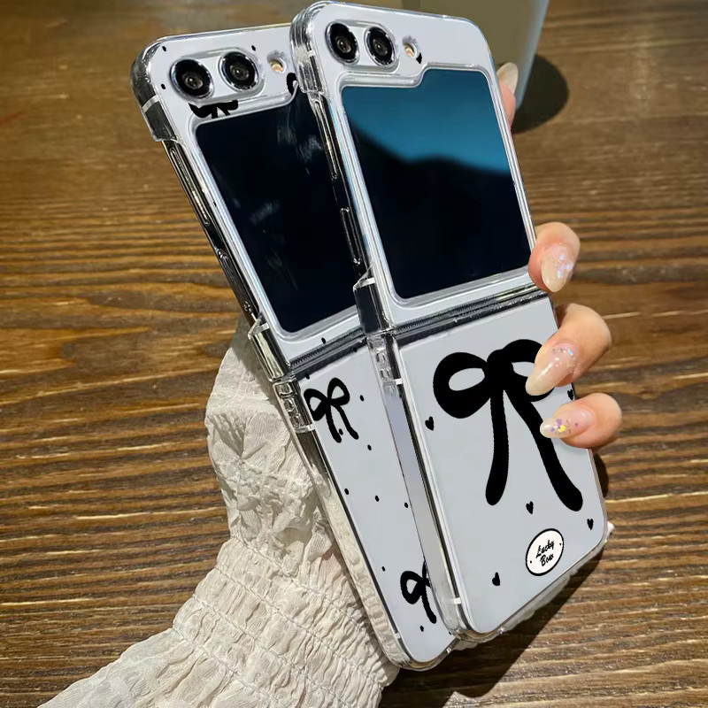 Transparente Folding Clear Case mit Schleifenmuster für Samsung Galaxy Z Flip 6 5G und Z Flip 5, harte PC-Schutzhülle in Transparent - Bild 4