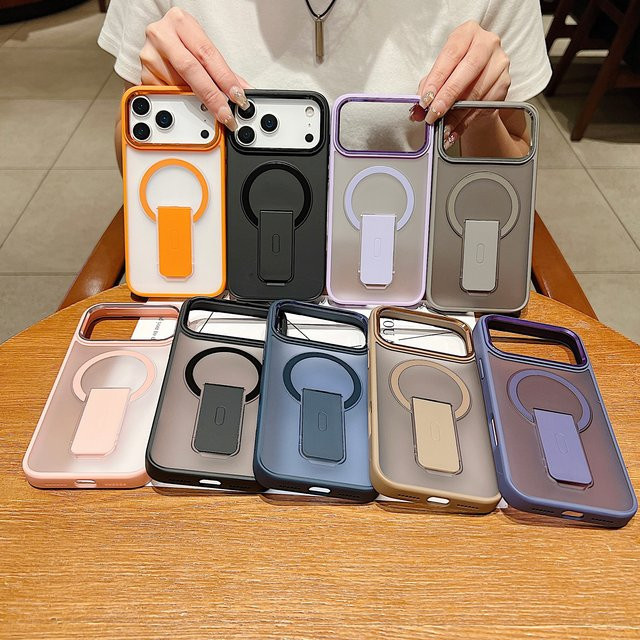 Magnetische iPhone Hülle mit klappbarer Ständerhalterung für kabelloses Laden, transparent/pink - Bild 1