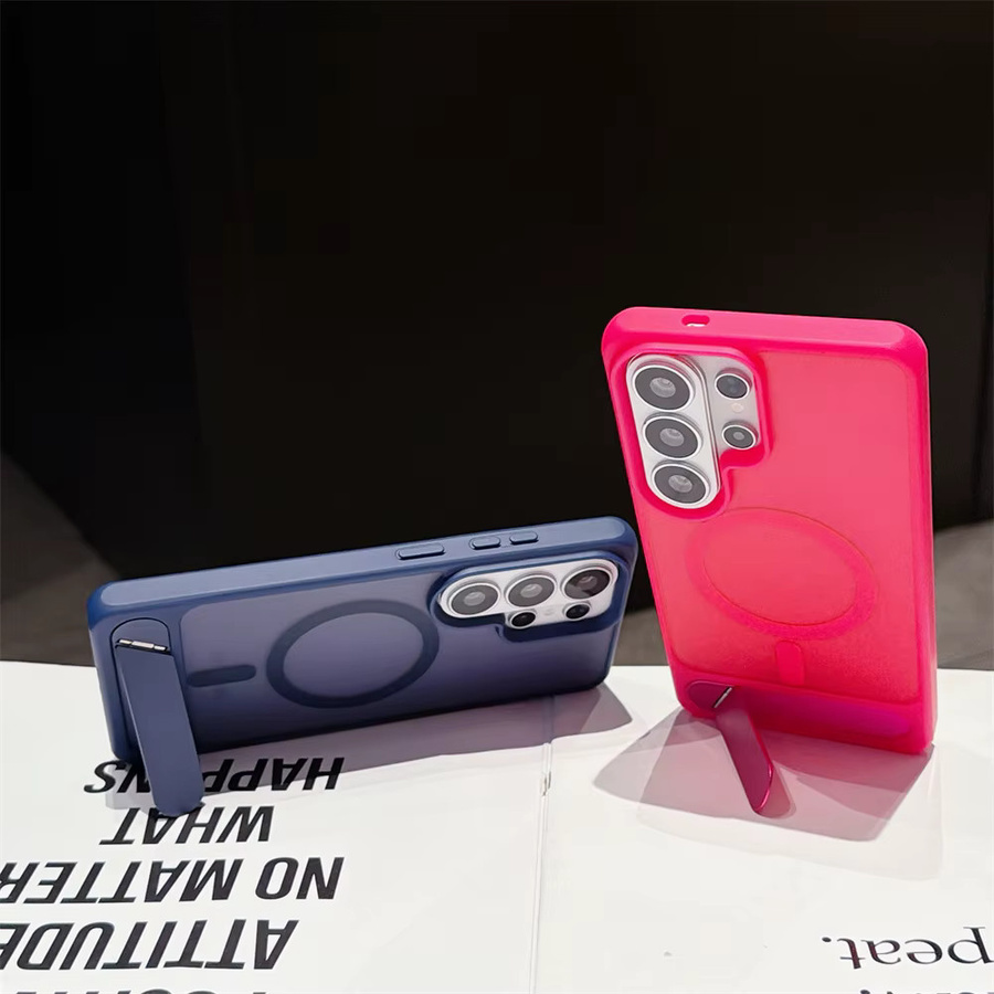 Luxuriöse MagSafe Handyhülle für Samsung S25 S26 Plus S24 S23 Ultra mit Standfunktion, matt und transparent in Weiß - Bild 3