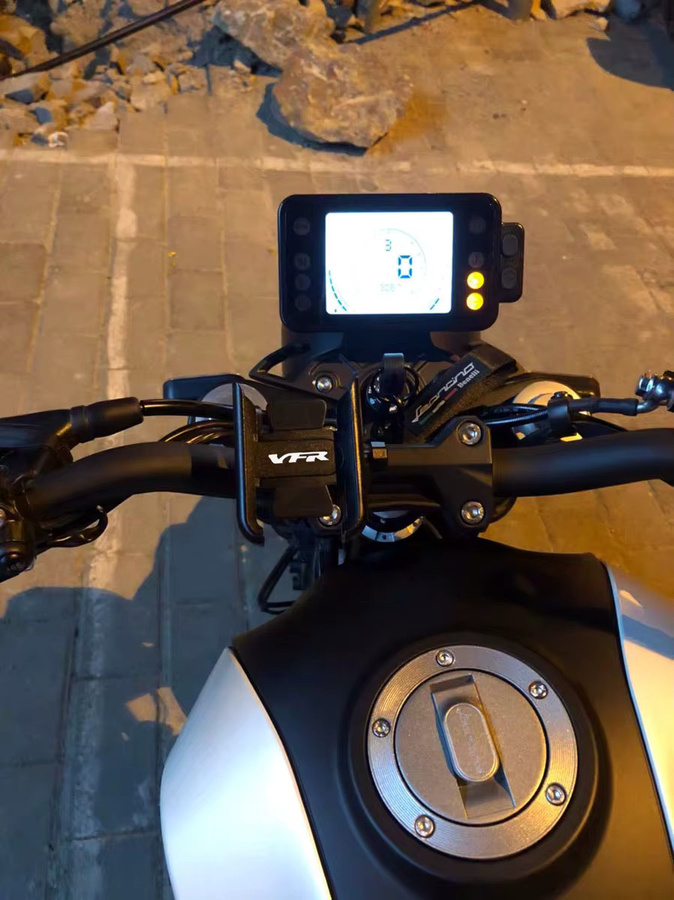 Motorrad Lenker Handyhalterung und GPS Ständer für Honda VFR750 VFR800 VFR1200 in Schwarz und Silber - Bild 2