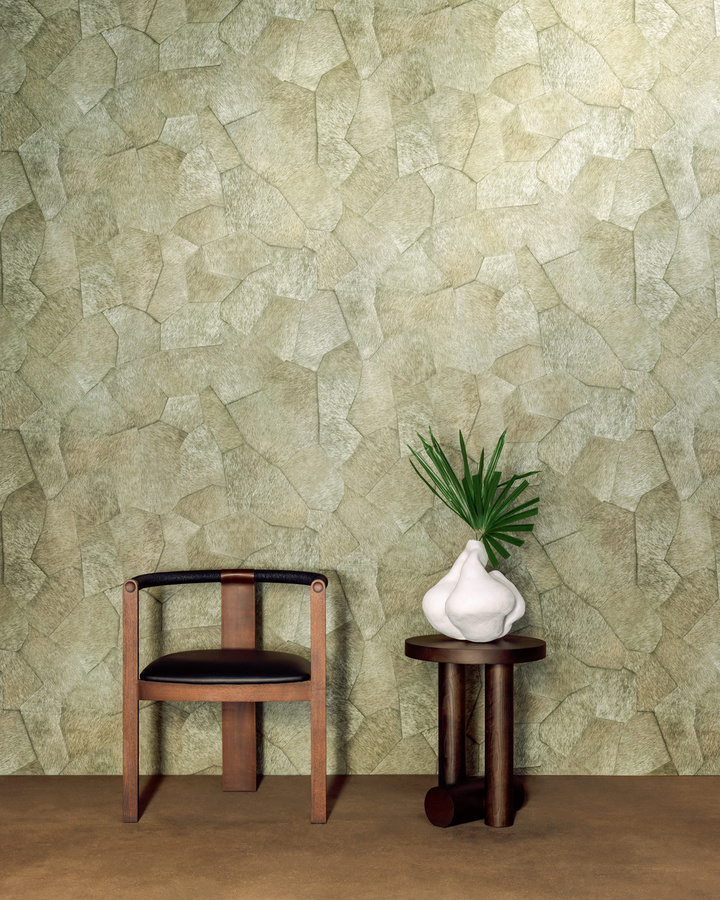 Élitis Tapete Pampa VP 967 60 in Grün und Beige mit Animal Print Design aus Vlies und Vinyl - Bild 1