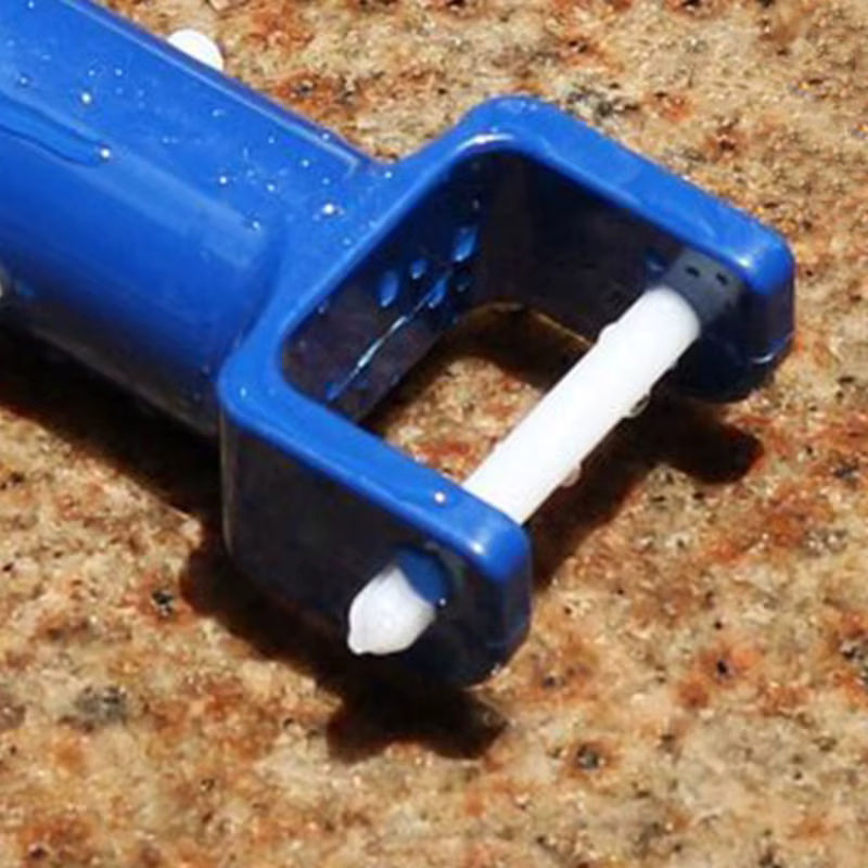 Blauer tragbarer Pool Saugkopf mit Griff und V-Clip als Reinigungszubehör für Pool, Spa und Schwimmbad - Bild 4