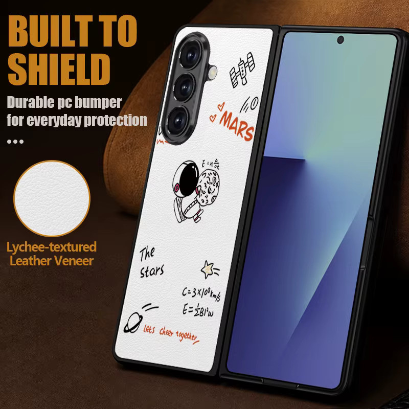 Handyhülle aus weißem PU-Leder mit Cartoon-Astronauten-Print für Samsung Galaxy Z Fold 8, Fold7, Fold6, Fold5 und Fold4 mit hartem PC-Rahmen - Bild 2