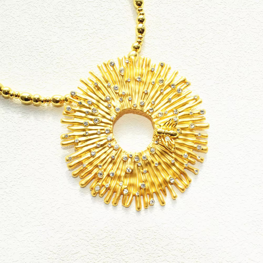 Nunqiao Halskette mit Sonnenanhänger, Metalllegierung, Gold, Damen - Bild 2