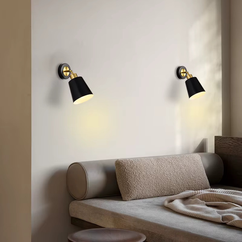 OSABO Moderne LED-Wandleuchte aus Metall in Schwarz mit warmweißem Licht und verstellbarem Leselampen-Design für Wohnzimmer, Schlafzimmer und Flur - Bild 2
