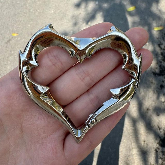 Schlüsselanhänger Herzförmiger Karabiner, Metall, Black, Unisex - Bild 1