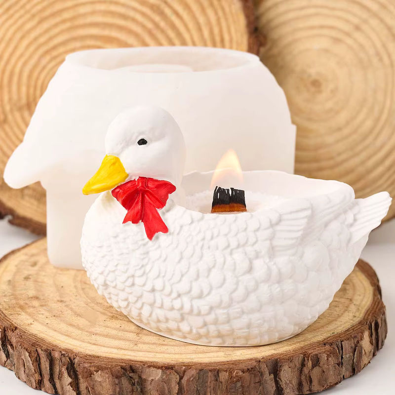 UDOCOOL Silikonform für kreative Gips-Enten als DIY Deko für Duftkerzen, Tassen oder Blumentöpfe in Weiß - Bild 2