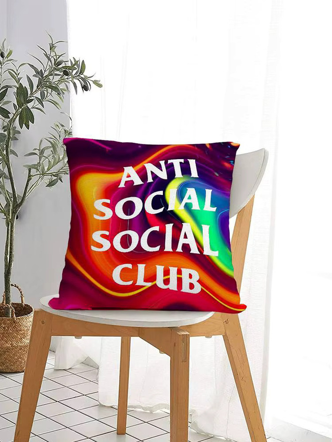 Anti Social Social Club Kissenbezug mit Plüschdruck in Multicolor für deine Dekoration - Bild 5