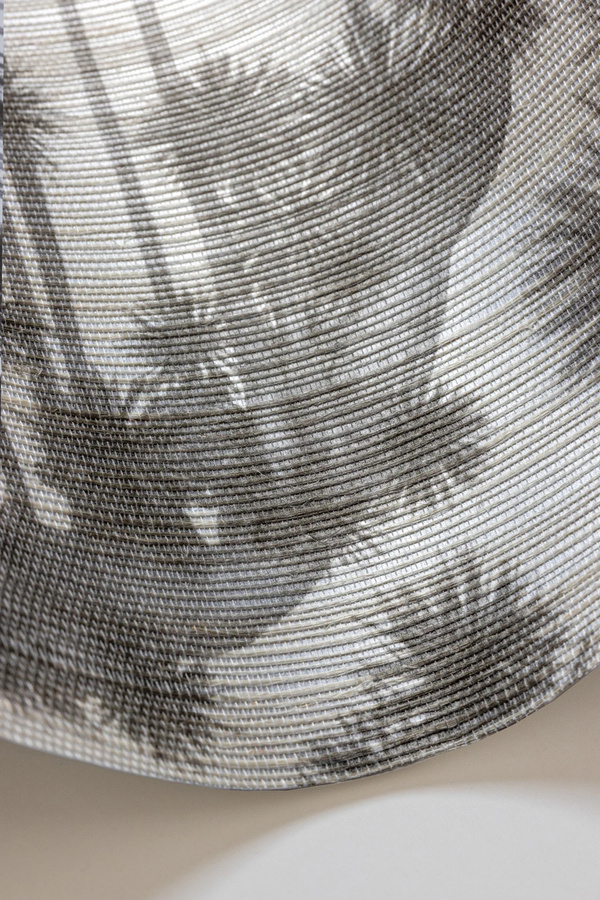 Cole & Son Tapete Japanese Woods Grasscloth in Mocha mit botanischem Naturmuster - Bild 1