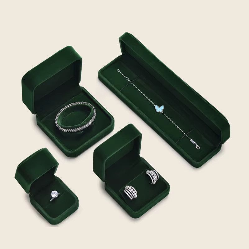 WoodTen Schmuckbox aus Holz in Grün für Ringe, Verlobung und Geschenke - Bild 1