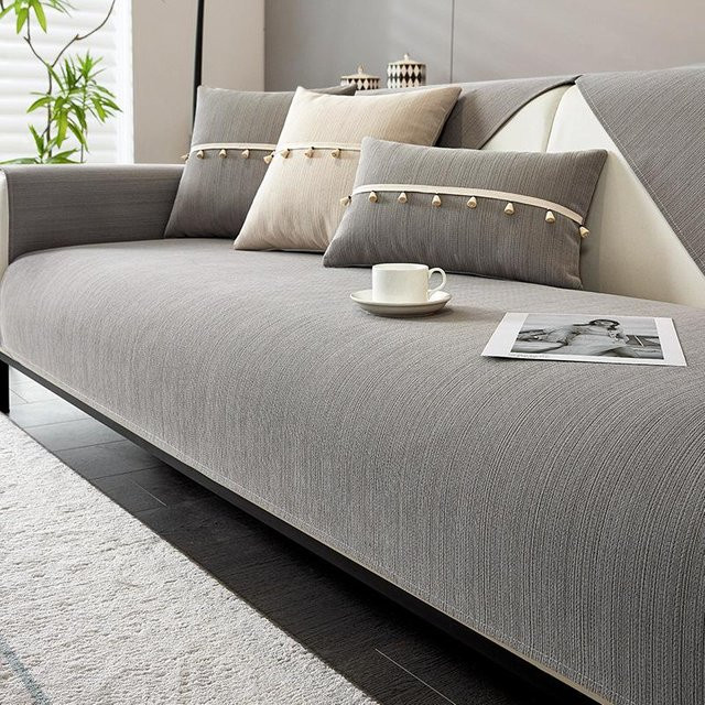 Super Six Chenille Sofakissen in Grau, rutschfester Couchbezug aus Polyester, B/B: 70 x 70 cm - Bild 1