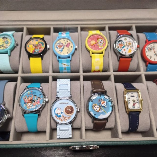 Bandai Doraemon Uhr, Cartoon Figur, Bunt, Mädchen - Bild 1