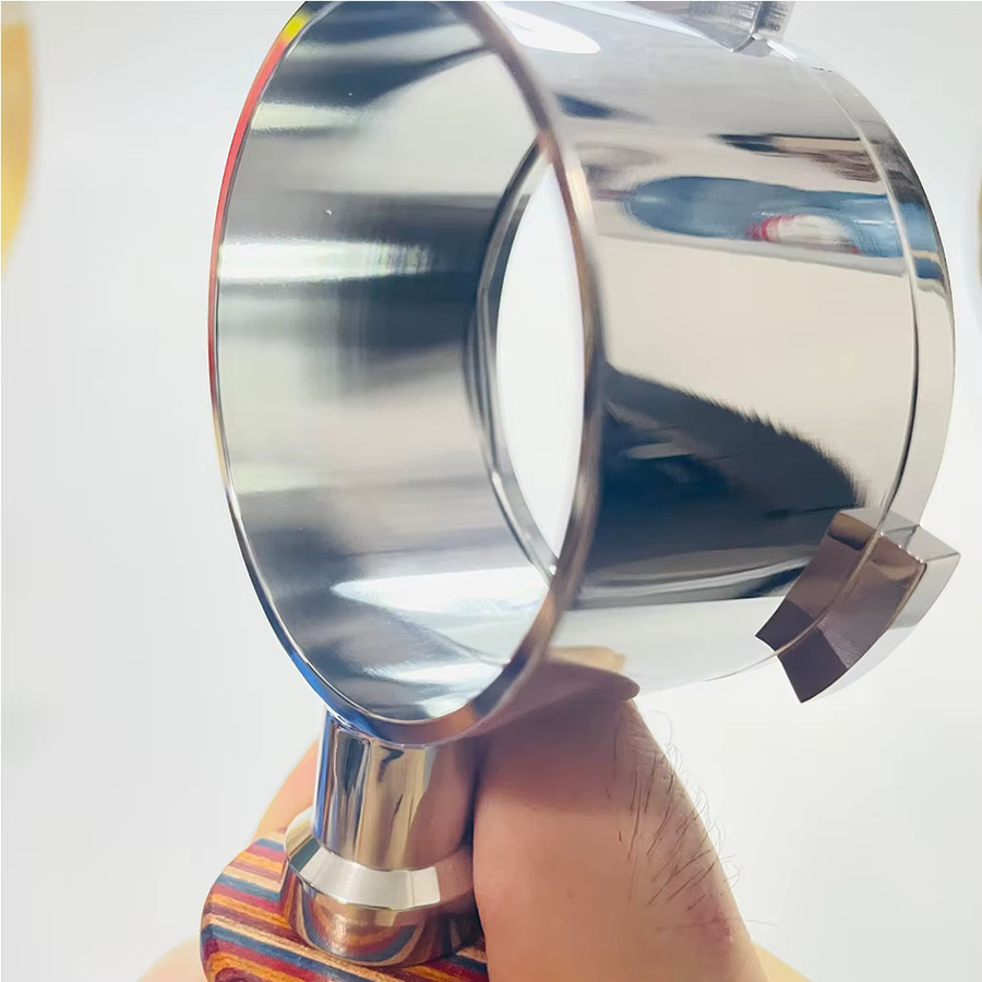 Delonghi Bodenloser Siebträger aus 304 Edelstahl mit Filterkörben für 1, 2 oder 4 Tassen, passend für EC680 und EC685 Espresso-Maschinen, Farbe: Braun, Durchmesser: 51 mm - Bild 3