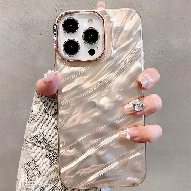 Silikongehäuse mit Wasserwellenbeschichtung und Kameraschutz für Apple iPhone 16 Plus in Silber - Bild 1
