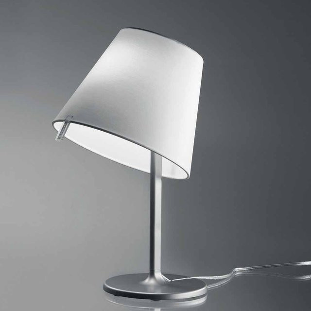 Artemide Melampo Notte Nachttischleuchte aus Aluminium in Aluminiumgrau - Bild 1