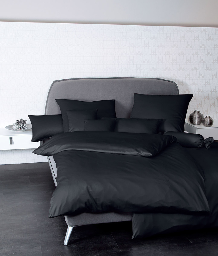 Colours 31001 Janine Bettwäsche aus Mako-Satin und gekämmter Baumwolle mit Reißverschluss in Schwarz für Erwachsene - Bild 1